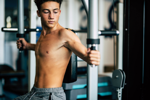 Musculação atrapalha o crescimento de adolescentes?