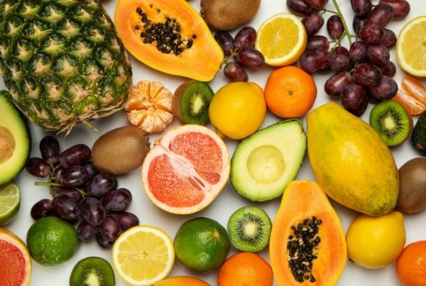 As frutas ajudam a aliviar os sintomas da tpm