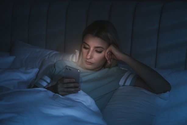 Evite eletrônicos antes de dormir