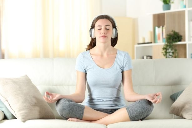 Saiba os benefícios da meditação guiada