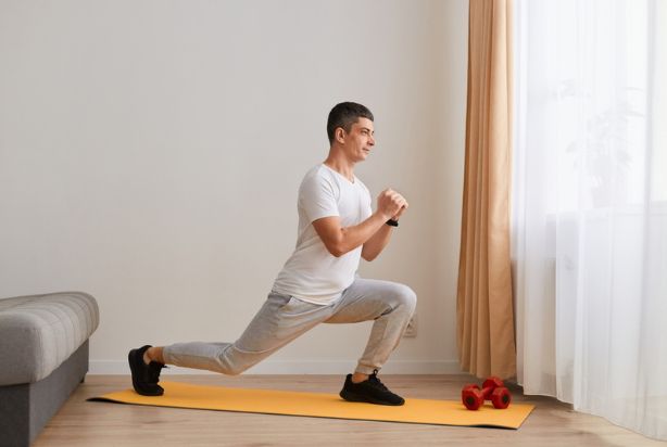 Homem emagrece 133 kg em 15 meses com prática de ioga