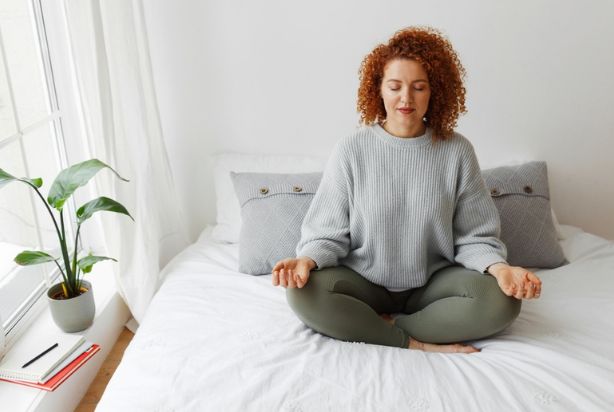 Meditação para dormir: 3 técnicas para descansar a mente