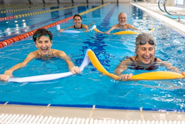 Acessórios para natação: 5 opções para oferecer aos alunos