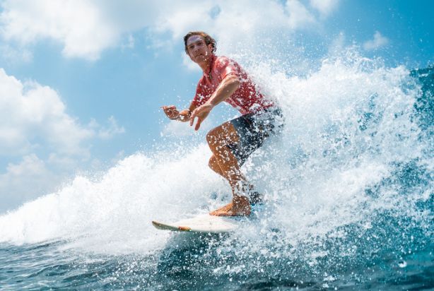 Surfe: conheça este esporte aquático